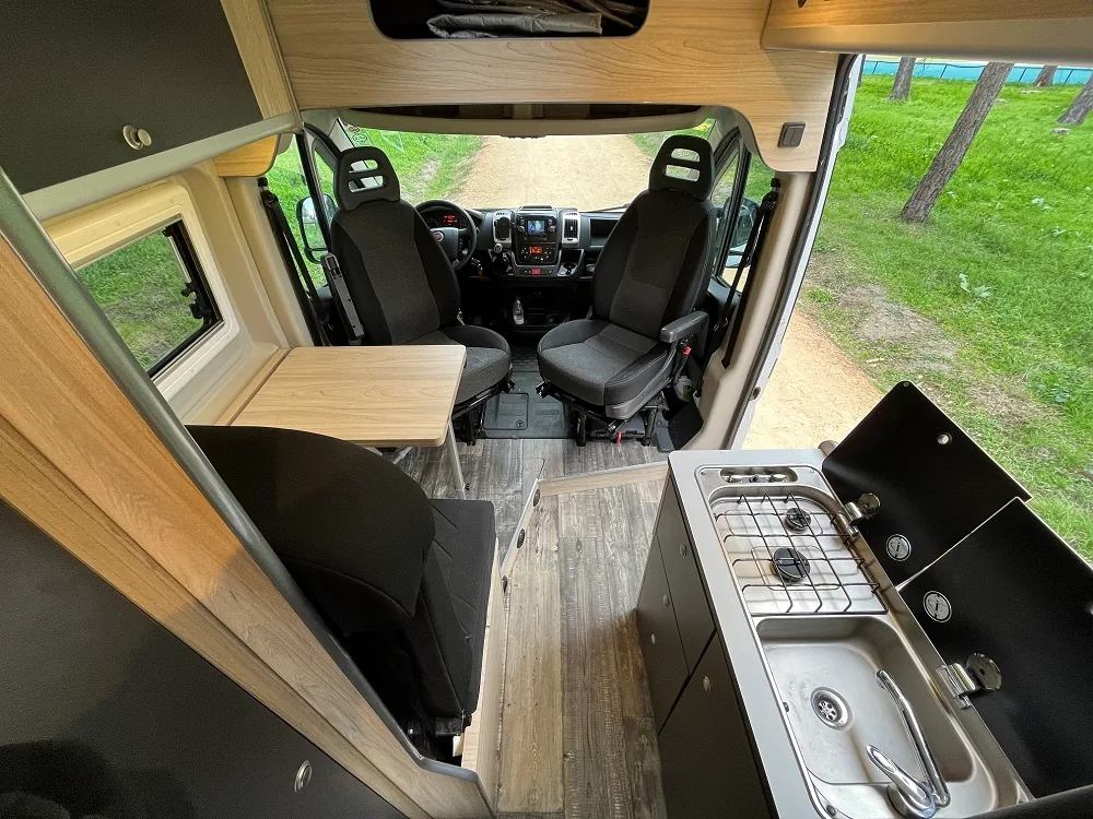 Ducato L3 H2 · Camper de Alquicamper en flota 2021-2025 · foto 6