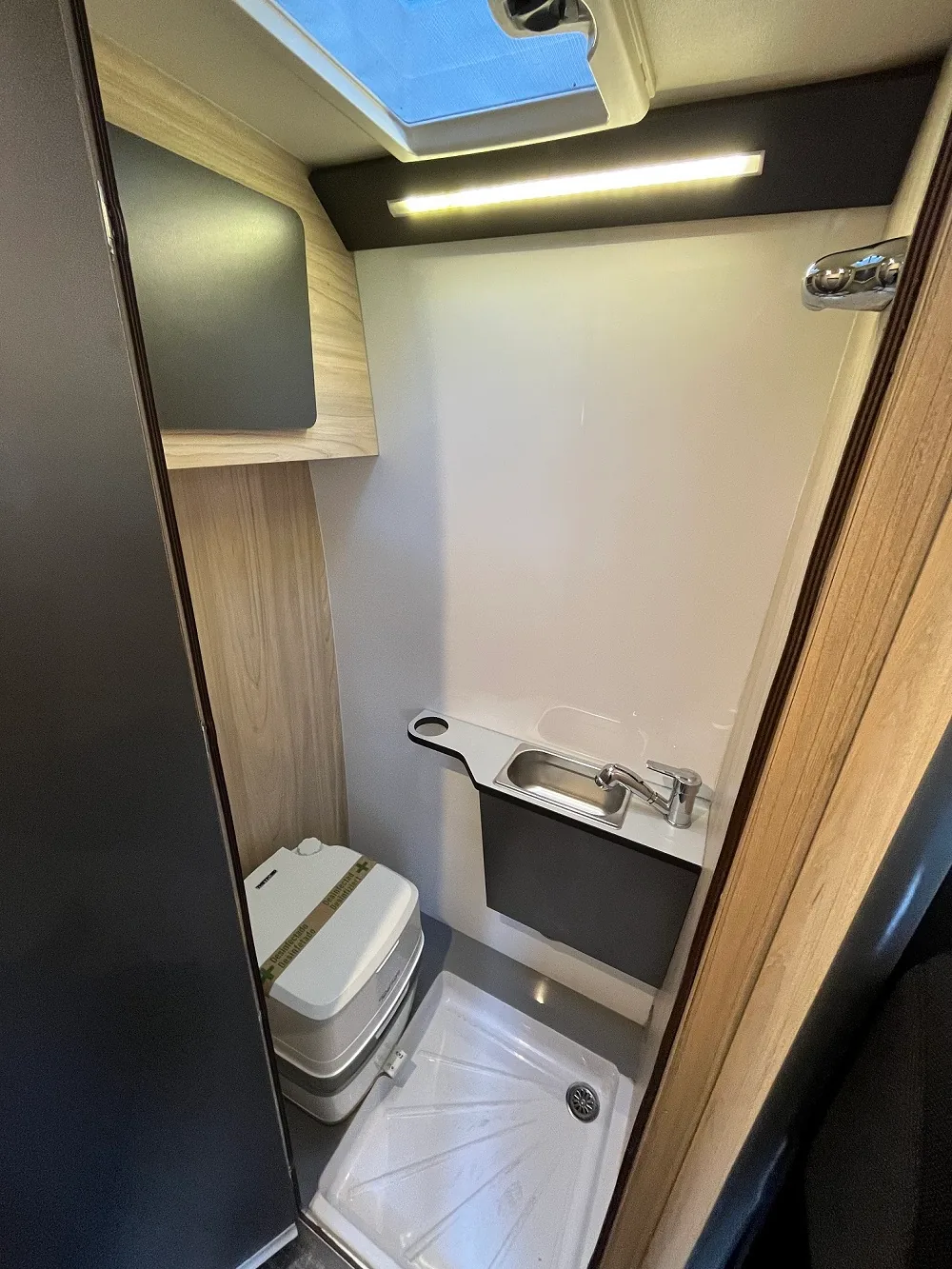 Ducato L3 H2 · Camper de Alquicamper en flota 2021-2025 · foto 8