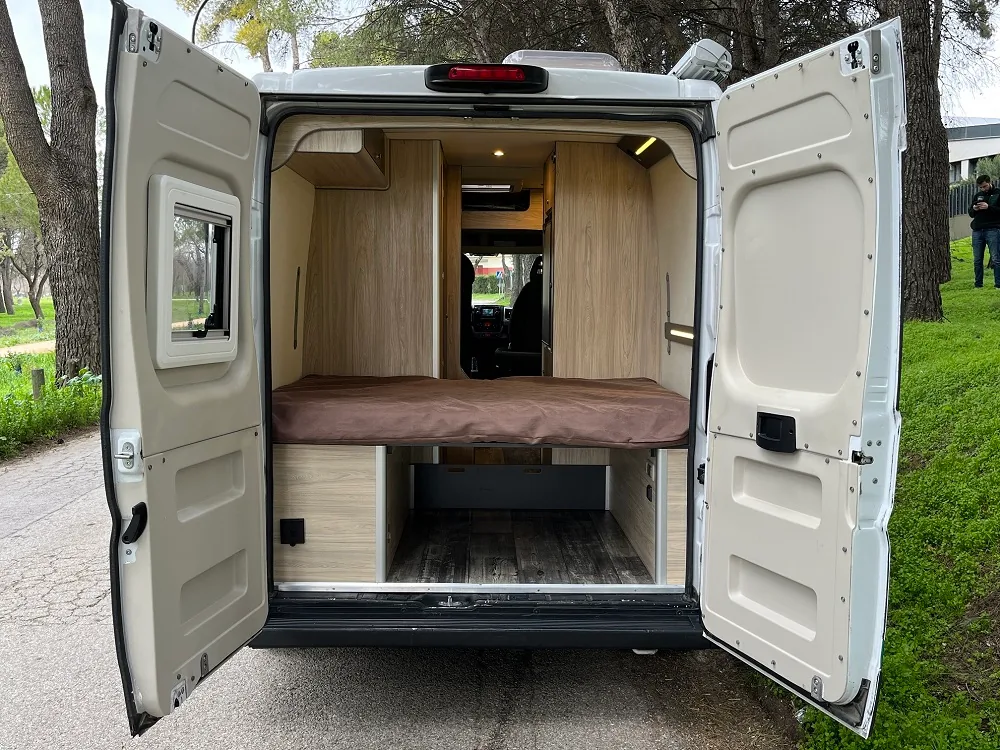 Ducato L3 H2 · Camper de Alquicamper en flota 2021-2025 · foto 12