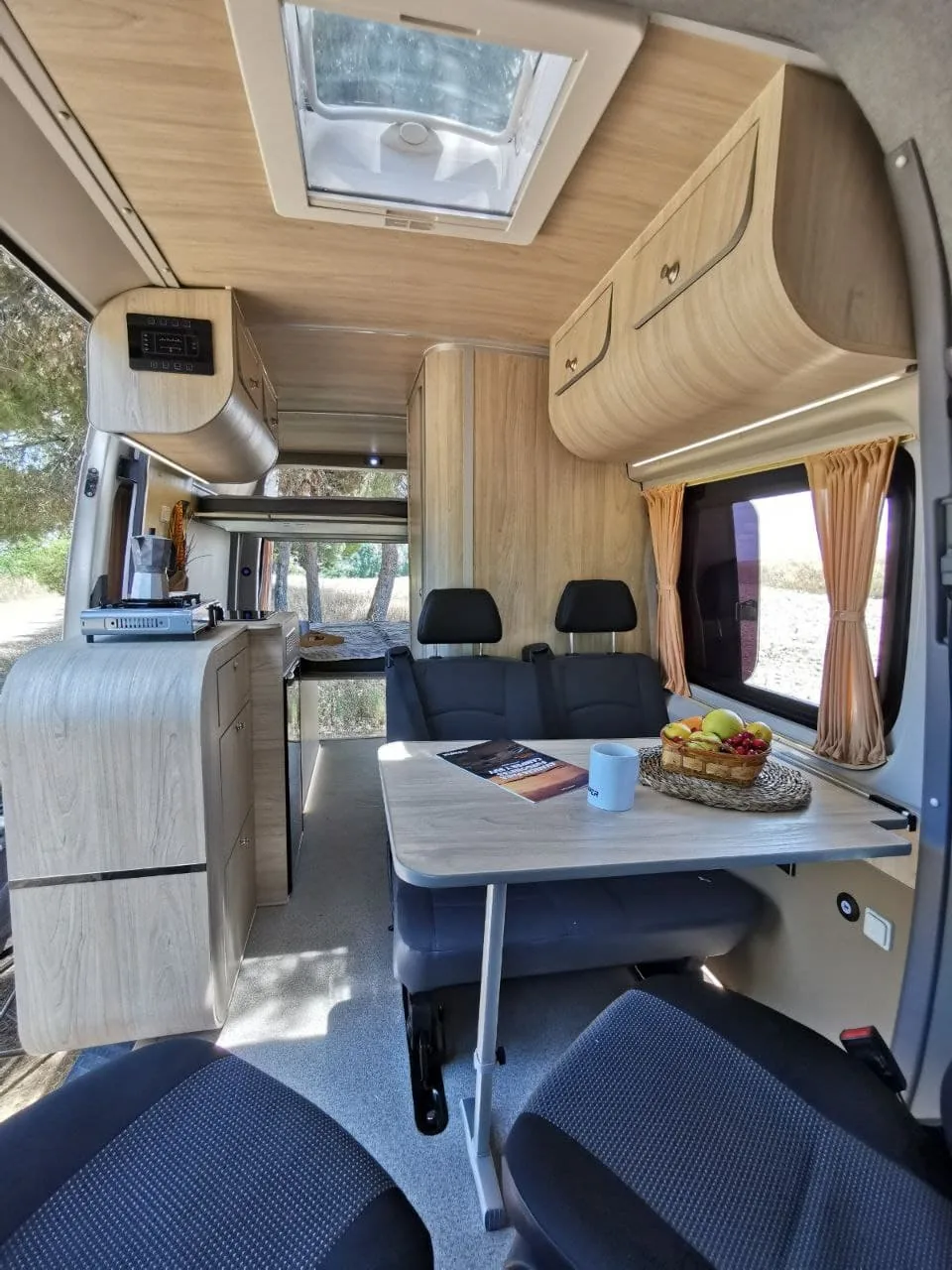 Sprinter · Camper de Alquicamper en flota 2020-2023 · foto 5
