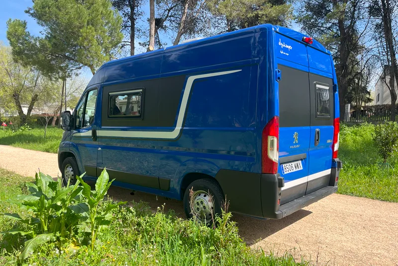 Arousa · Peugeot Boxer L2H2 · foto 3