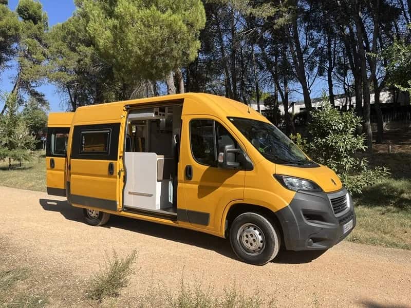 Gomera · Peugeot Boxer L2H2