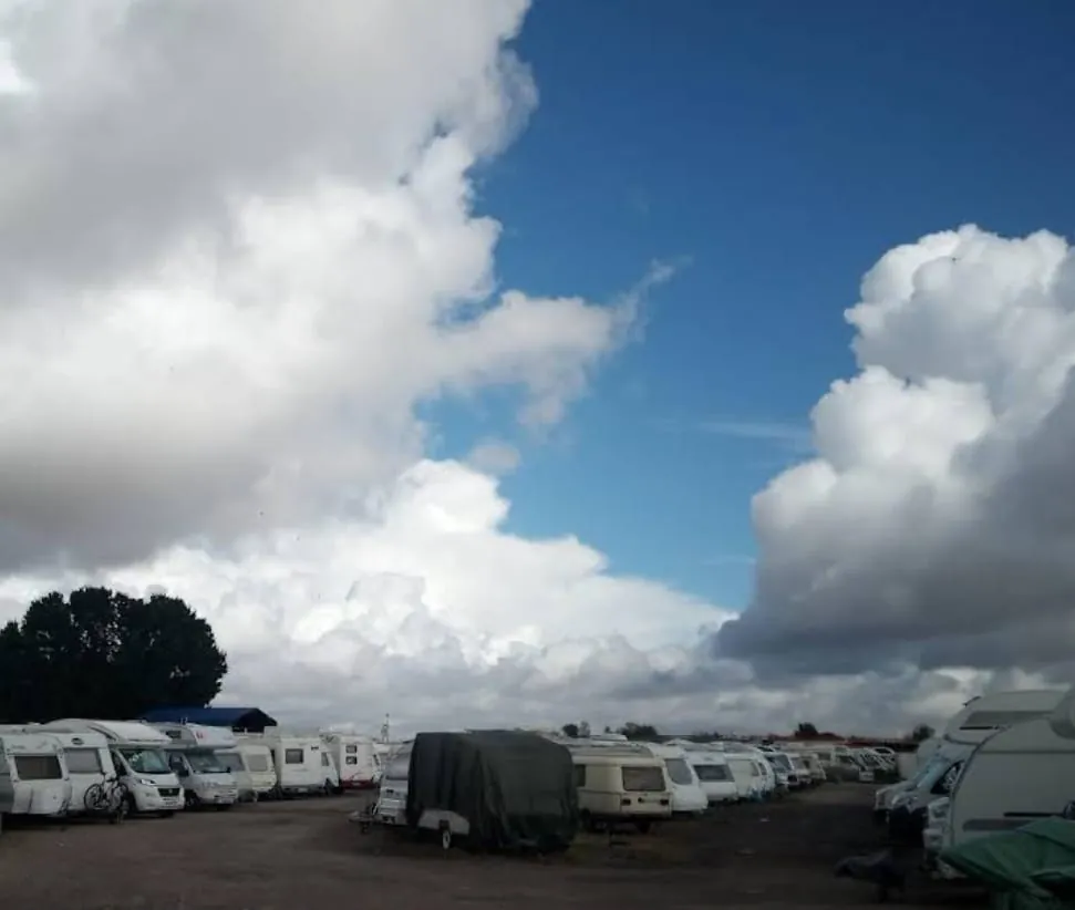 Área de autocaravanas Caravanparking en Torrejón de la Calzada · pernocta en camper cerca de Madrid