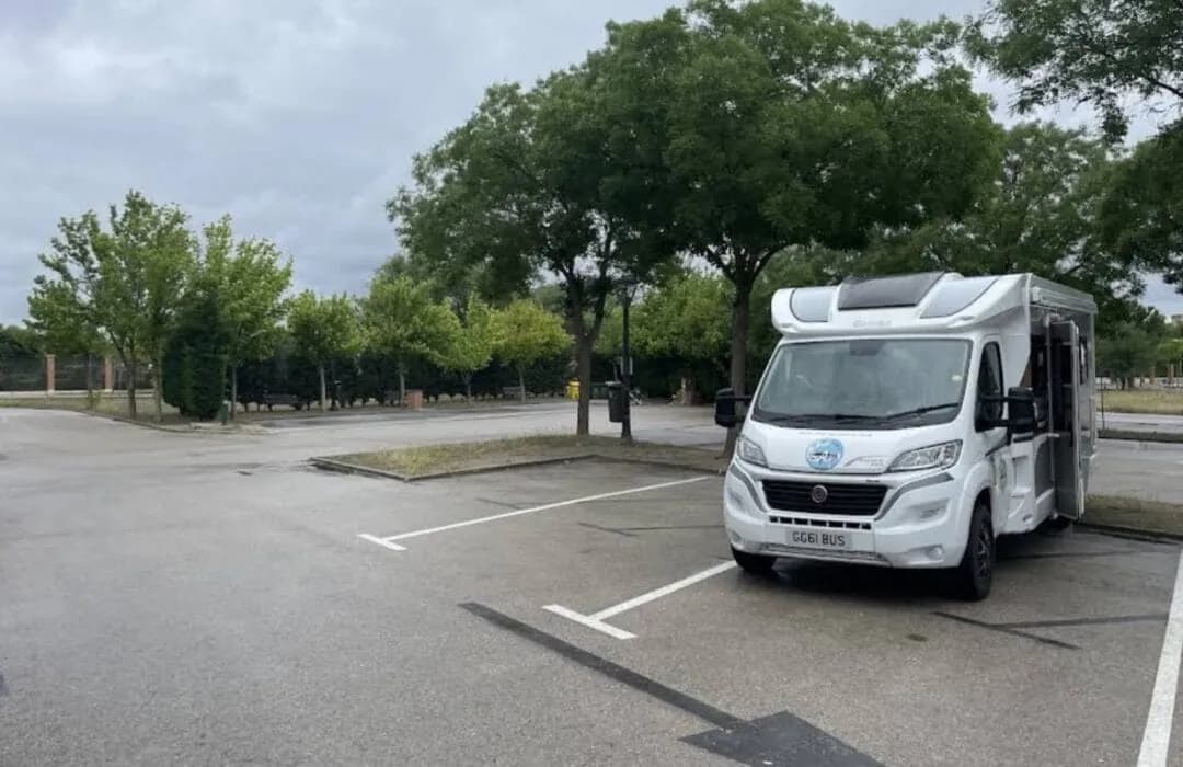 Área de autocaravanas de Pinto (ASAP) · pernoctar en camper en Madrid