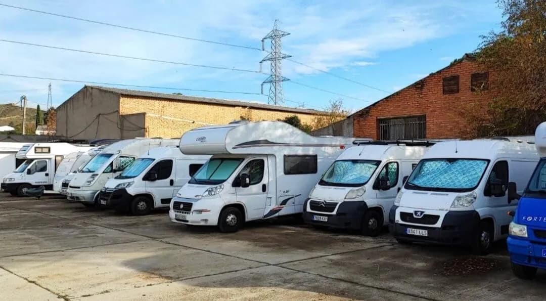 Área de autocaravanas ProCamp en Paracuellos de Jarama · pernocta en camper cerca de Madrid