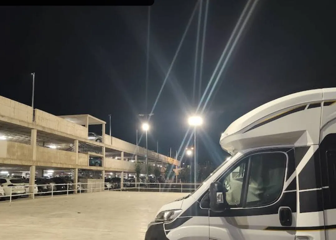 Área de parking en Torrejón de Ardoz · pernoctar en camper cerca de Madrid