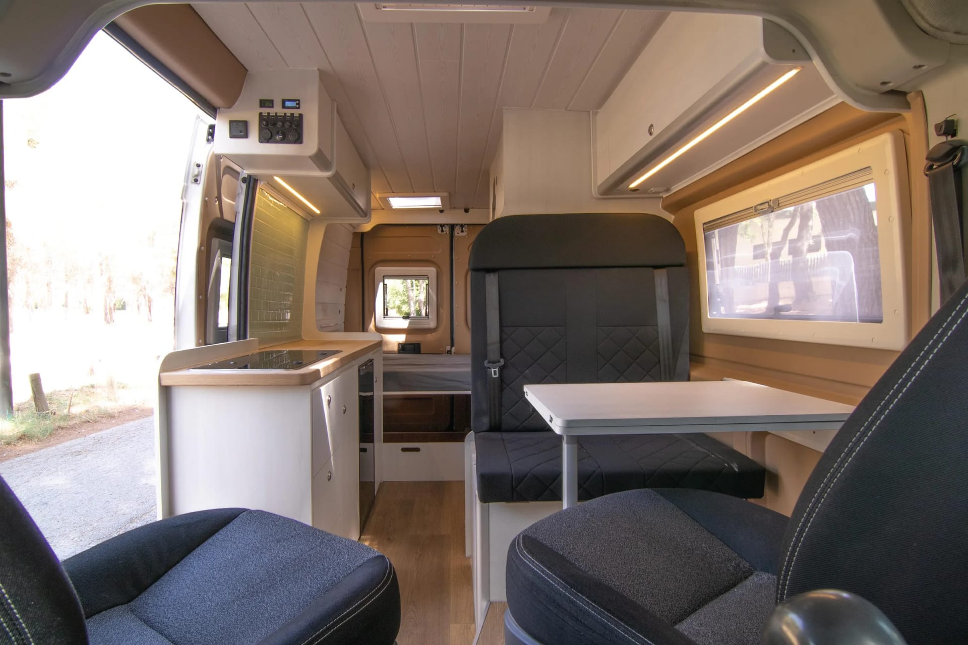 Ducato L3 H2 · Gran Volumen · Camper de Alquicamper en flota 2022-2026 · foto 6